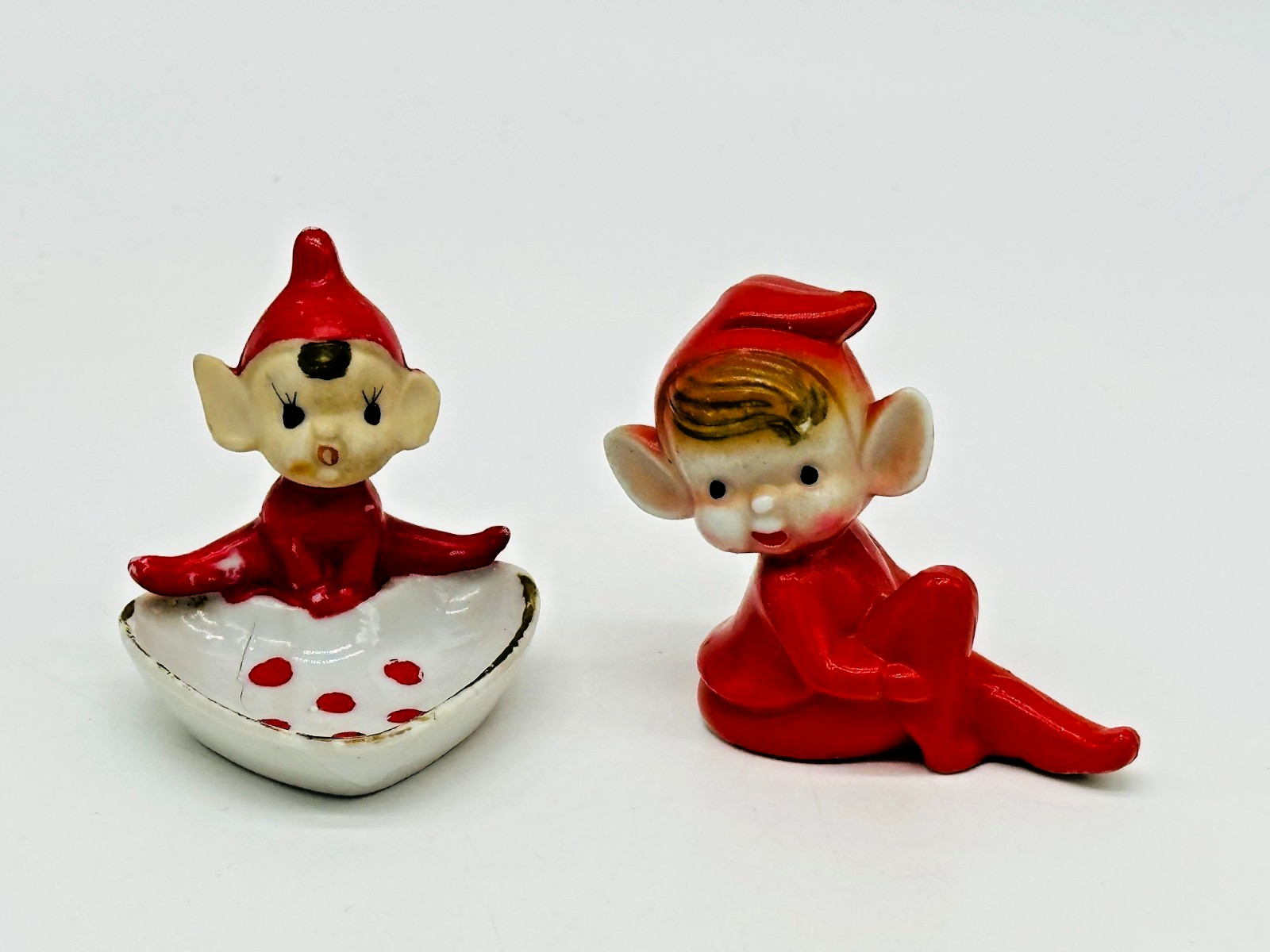 2 Vintage Mini Red Elves Elf Japan Sitting & Heart Dish Figurines 2 Vintage Mini Red Elves Elf Japan Sitting & Heart Dish Figurines