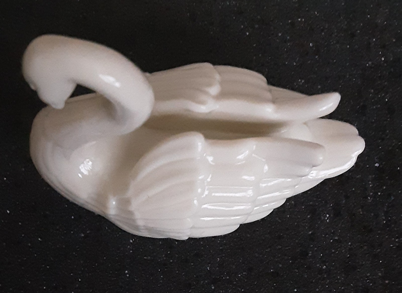 The Lenox Ivory China Swan With COA And Original Box Open Box