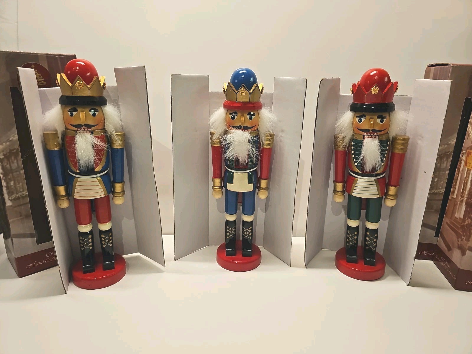 Enchanted Forest Old World Handcrafted Nutcrackers 10\