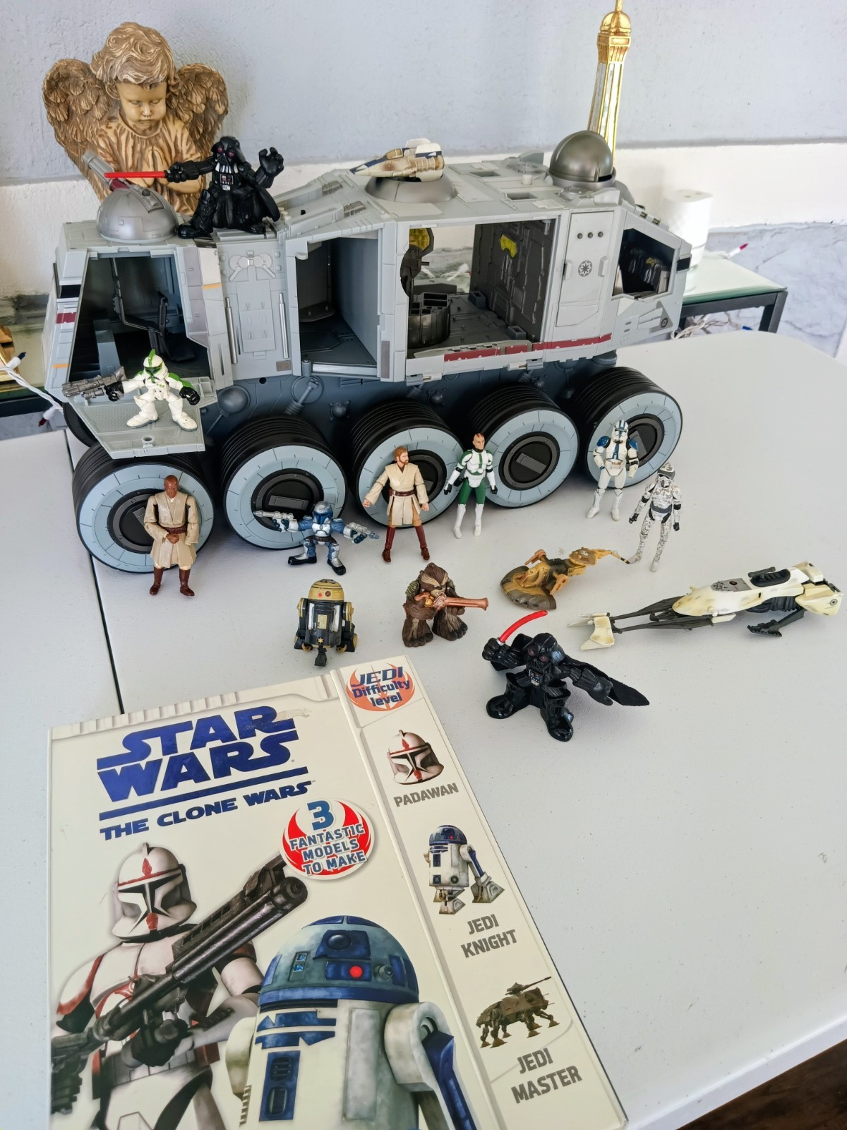 Star Wars Clone Wars Turbo Tank Juggernaut Working Sounds & Lights All Figures T Star Wars Clone Wars Turbo Tank Juggernaut Working Sounds & Lights All Figures T