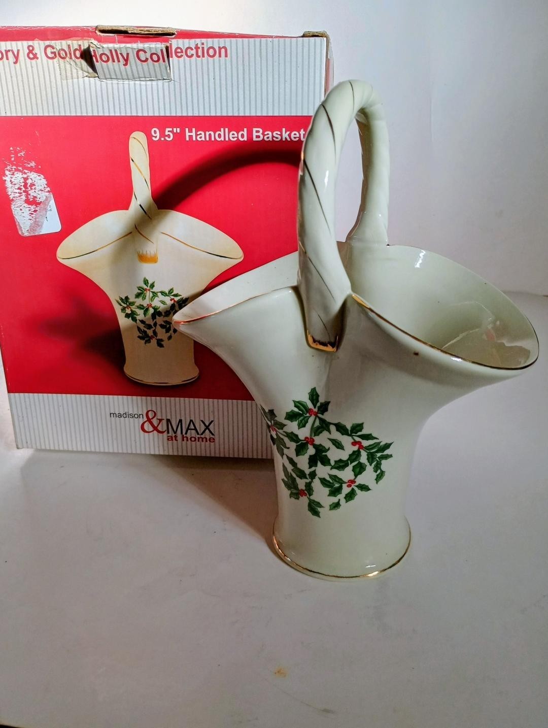 Madison and Max Holly and Berries Basket Madison and Max Holly and Berries Basket