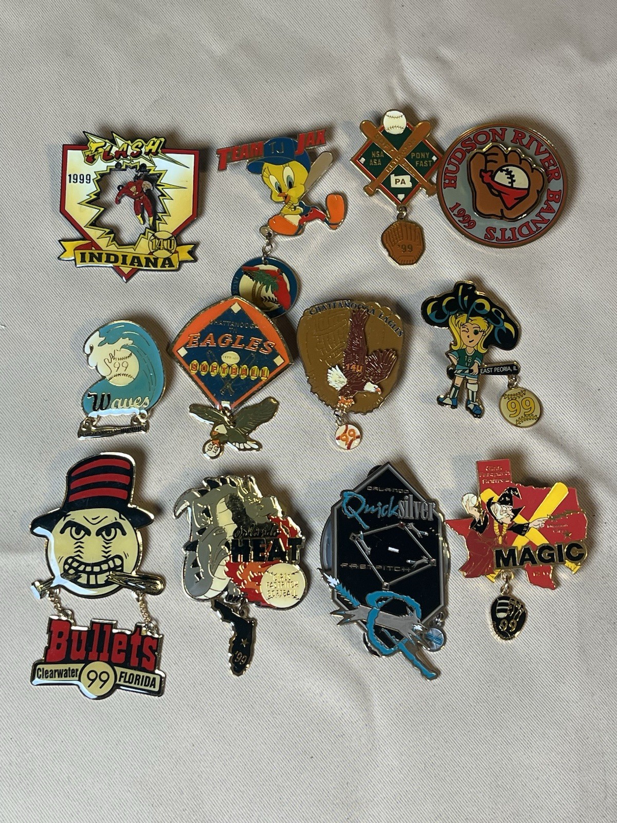 Girls Fastpitch Softball Collection of 12 Vintage 1999 Trading Pins Large Dangle
