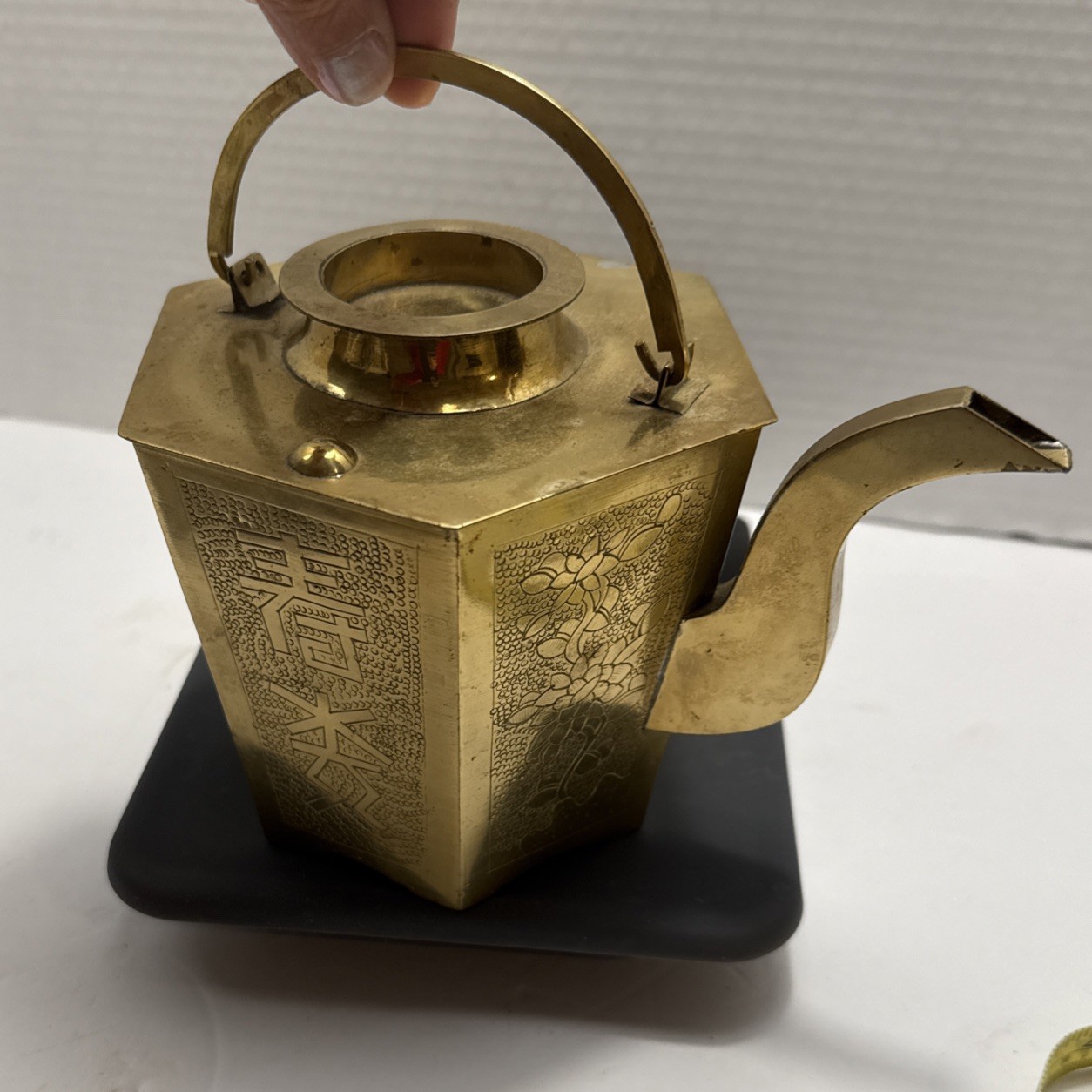 Vintage Etched Hexagonal Oriental Brass Teapot With Lid-Decorative Vintage Etched Hexagonal Oriental Brass Teapot With Lid-Decorative