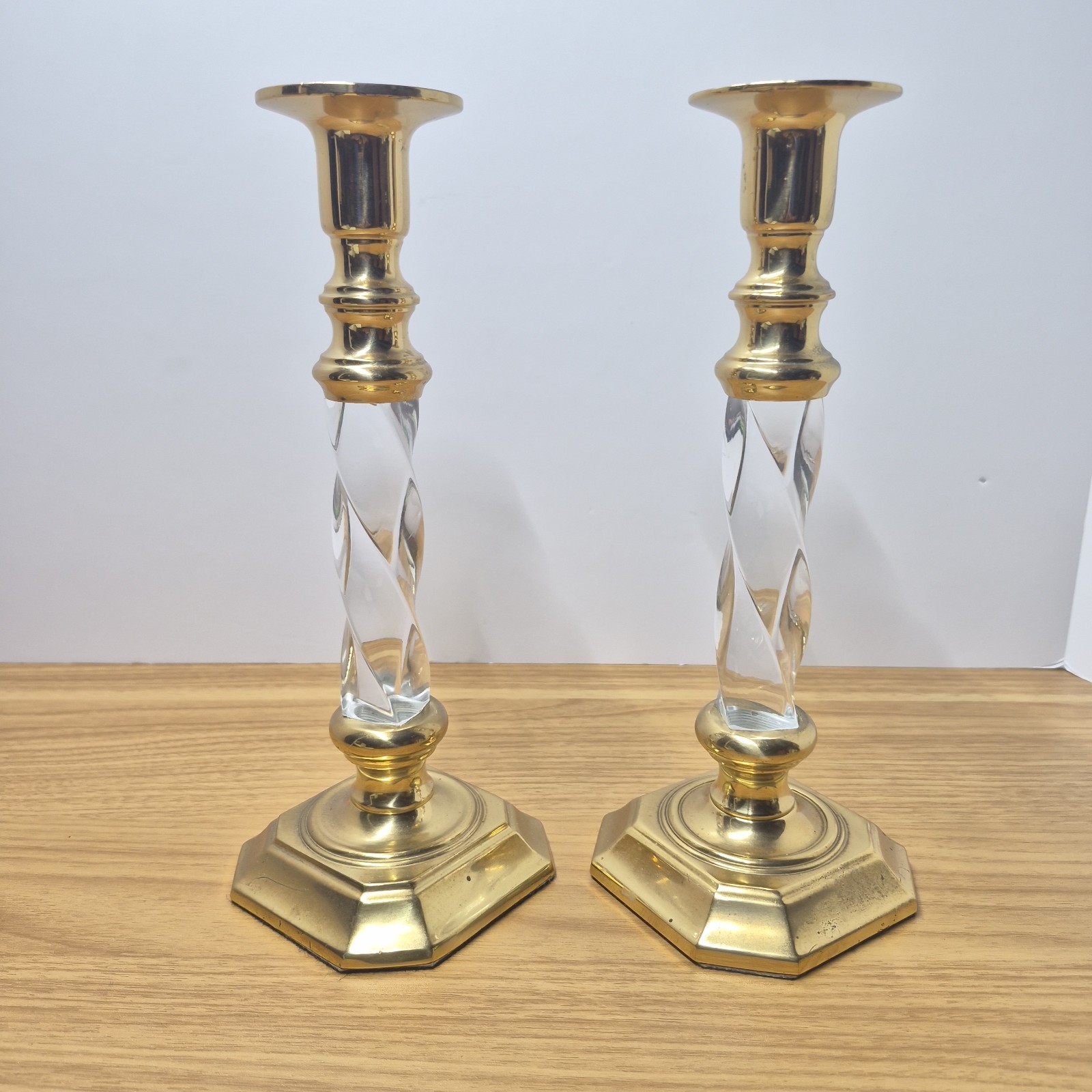 Vtg Lucite Brass Candlestick Holders Pair Twisted Octagon Base Hollywood Regency