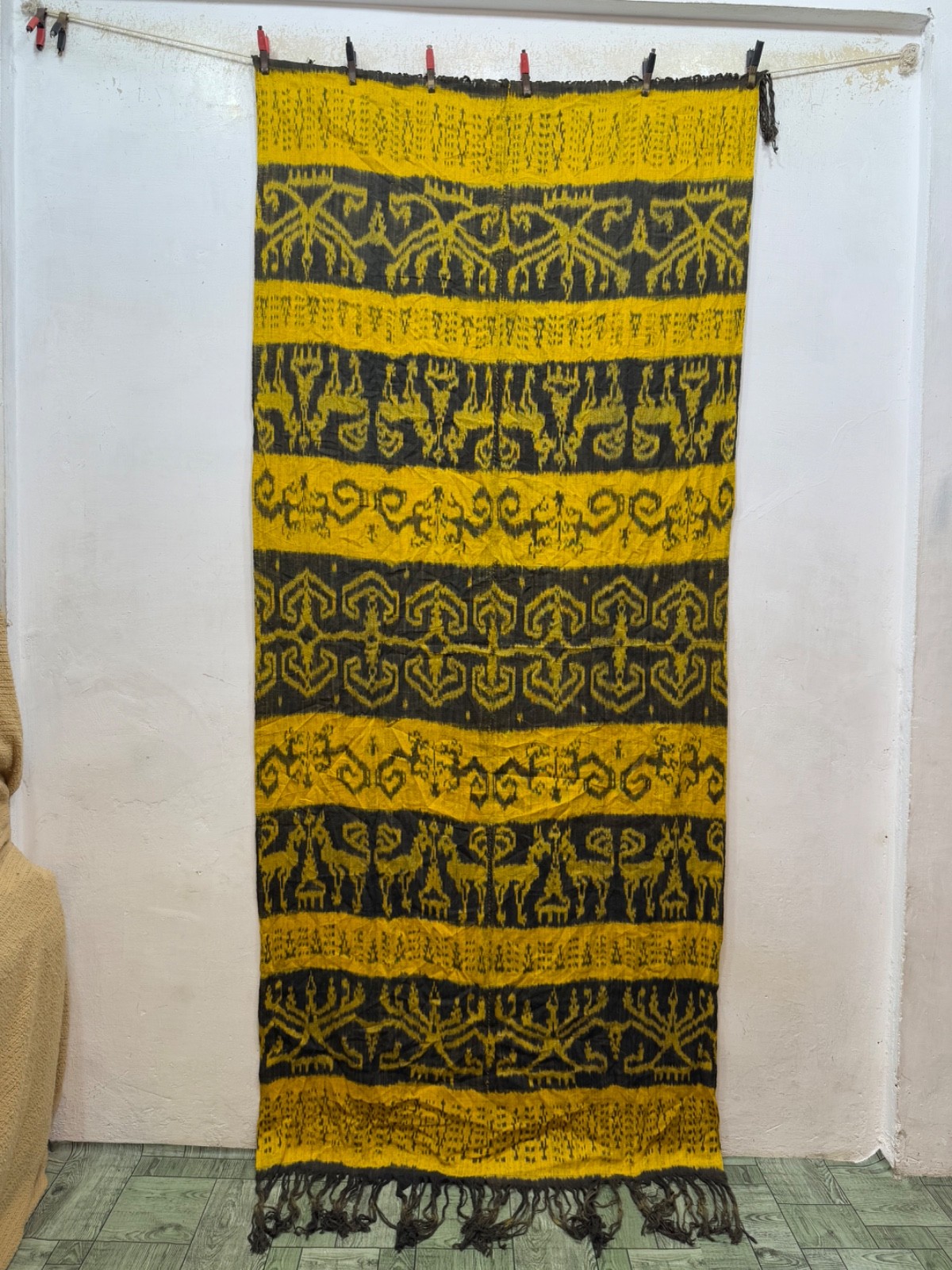 Vintage Gorgeous Indonesian Ikat Technique Fabric Textile Cloth 216x96 Cm Vintage Gorgeous Indonesian Ikat Technique Fabric Textile Cloth 216x96 Cm