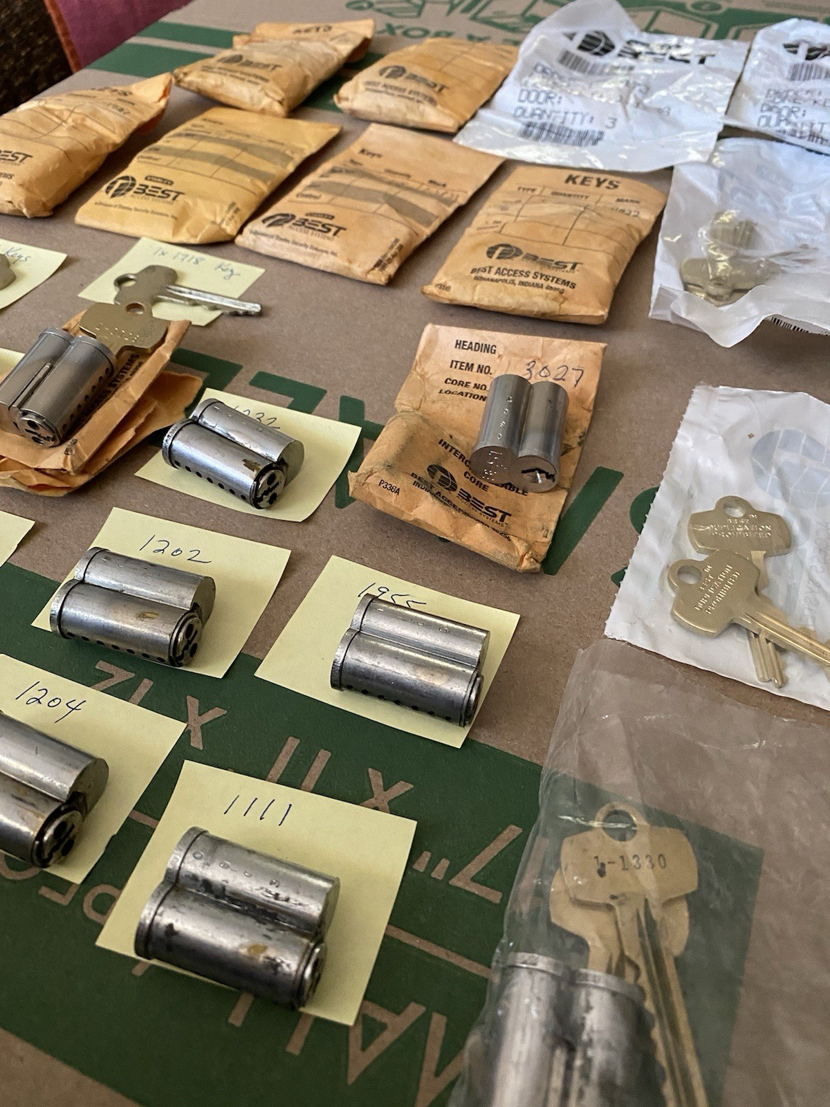 HUGE LOT BEST High Security SFIC 7-pin Locks Core And TONS OF Numbered NEW Keys