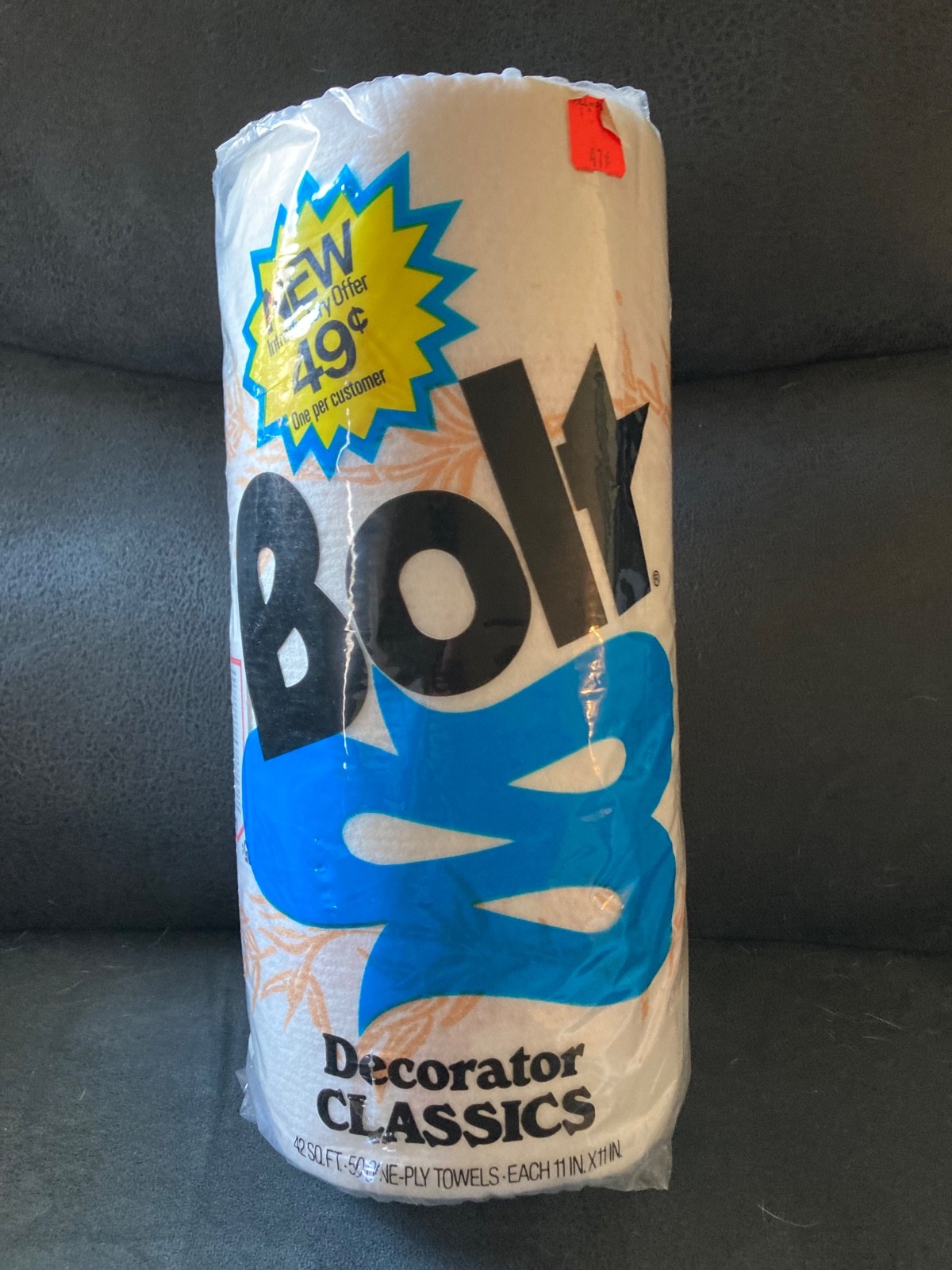 Vintage BOLT Paper Towel Roll Decorator Classics 1979 NOS New Old Stock w/Coupon Vintage BOLT Paper Towel Roll Decorator Classics 1979 NOS New Old Stock w/Coupon