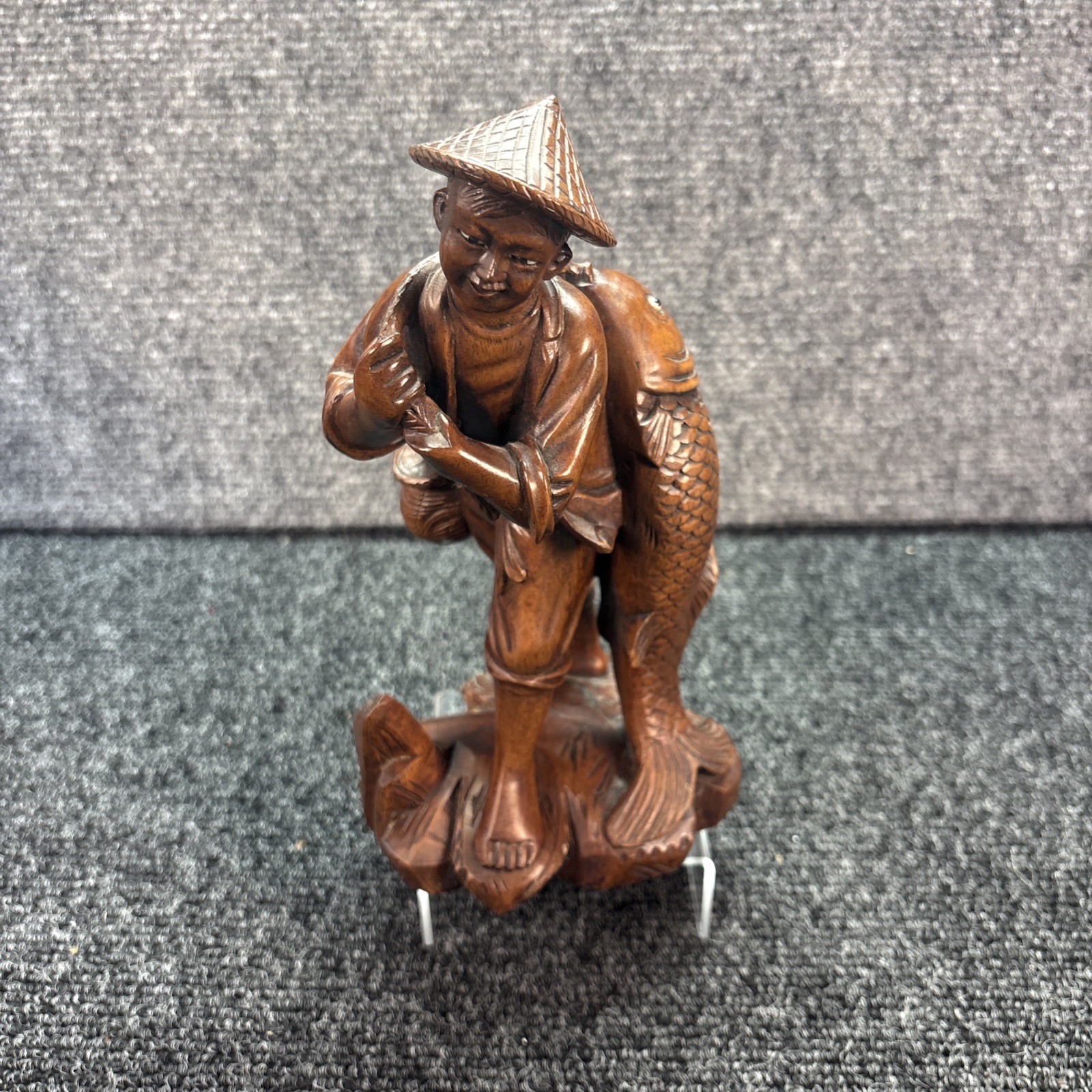 Vtg~Hand Carved Wooden Ashian Fisherman Figurine~8\
