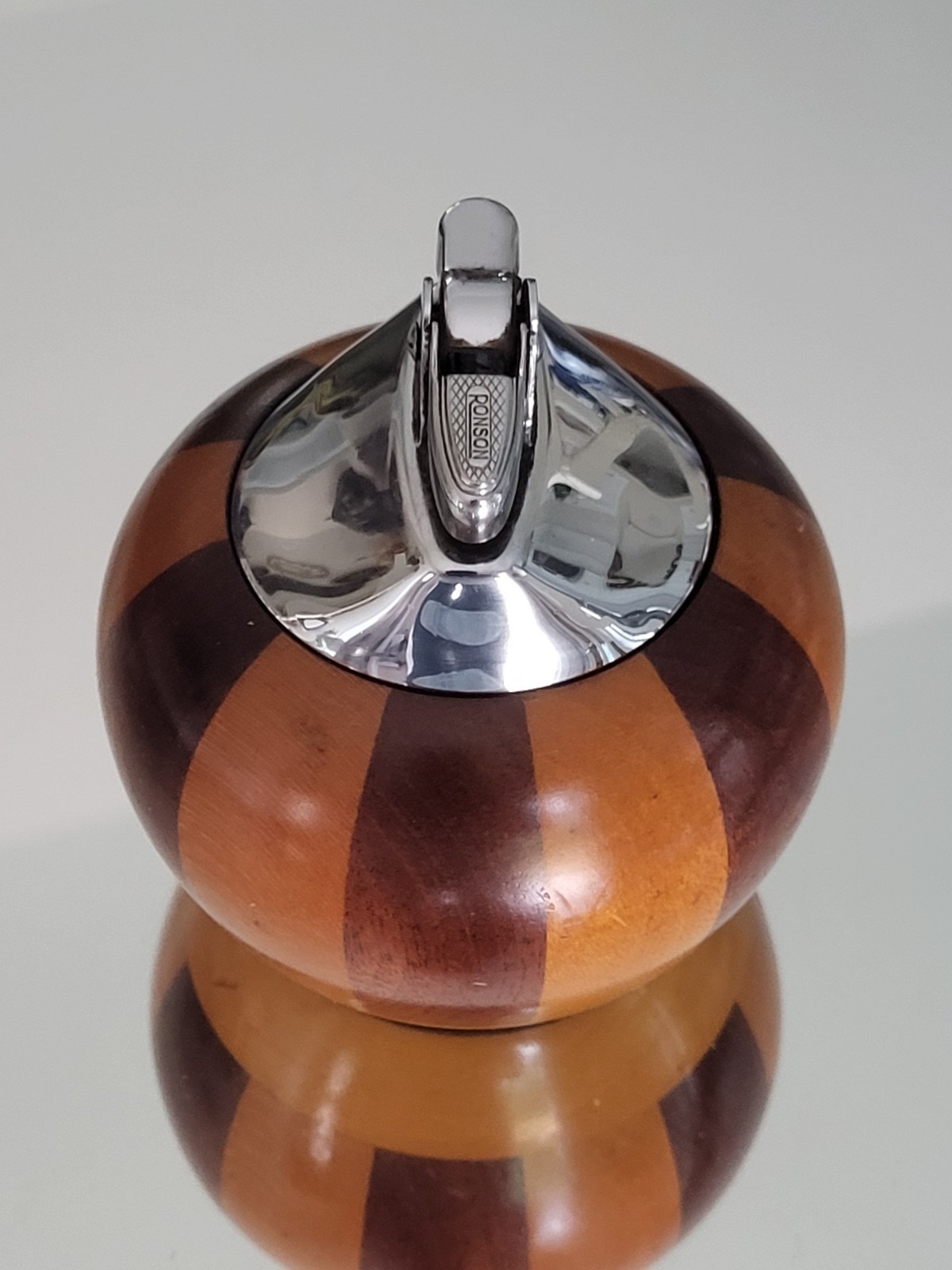 Vintage Ronson Table Lighter Two Tone Striped Wood Chrome Round Mid Century Vintage Ronson Table Lighter Two Tone Striped Wood Chrome Round Mid Century