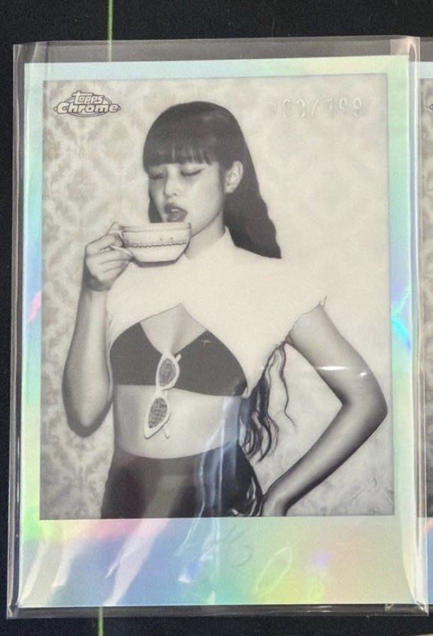 2026 Topps Chrome x Jennie Monochrome Mementos Insert #MM4 Aqua Refactor  /199
