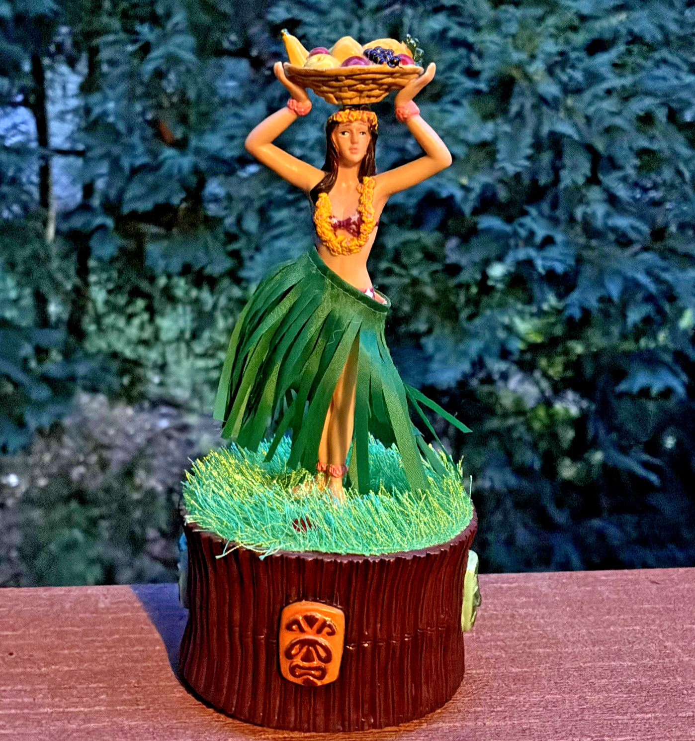 Hawaiian Hula Girl Dancing Figurine Music Box Animated Song Played Wipe Out