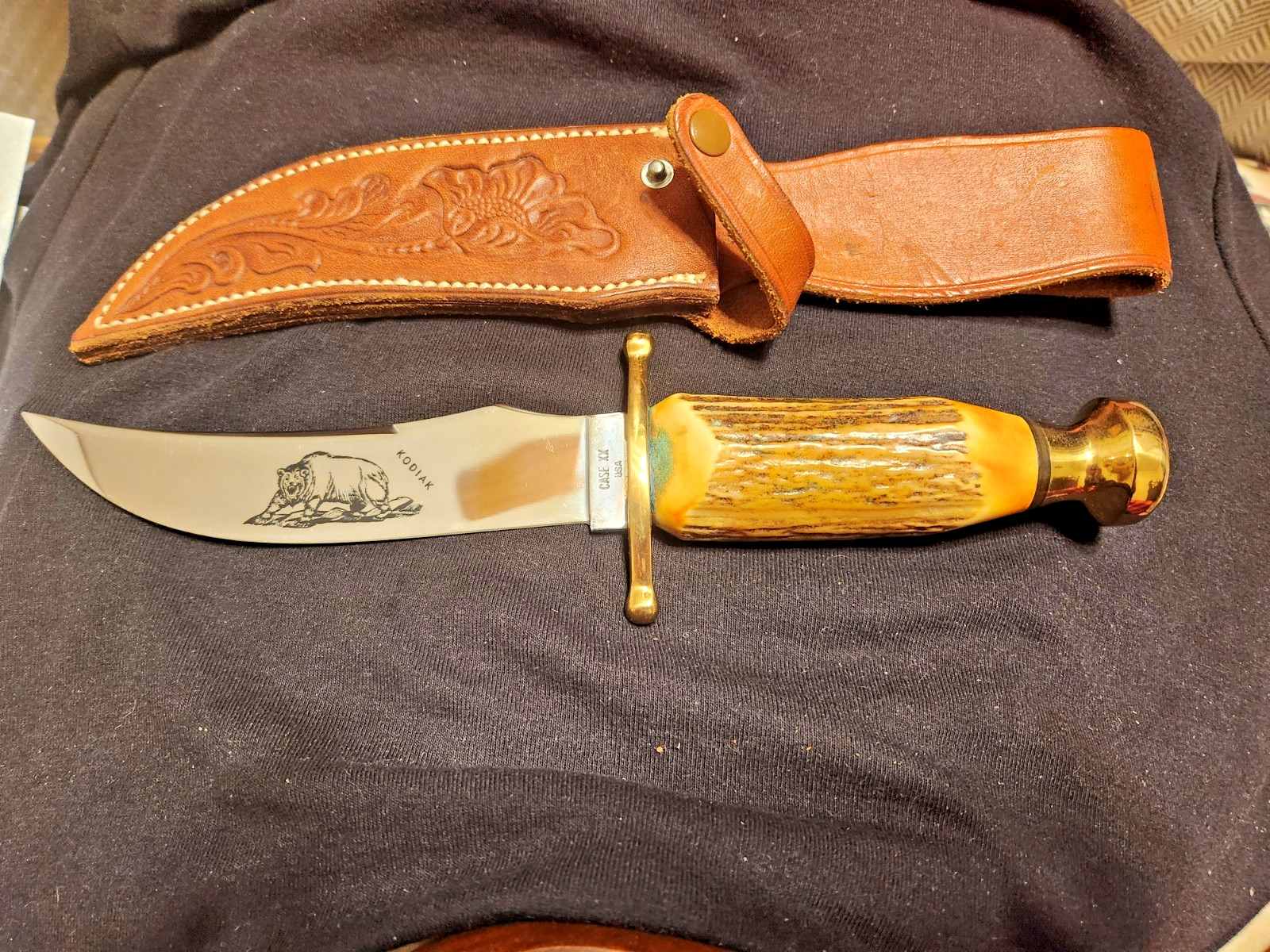 VINTAGE 1965-80 CASE XX STAG KODIAK FIXED BLADE HUNTING KNIFE W/ LEATHER SHEATH