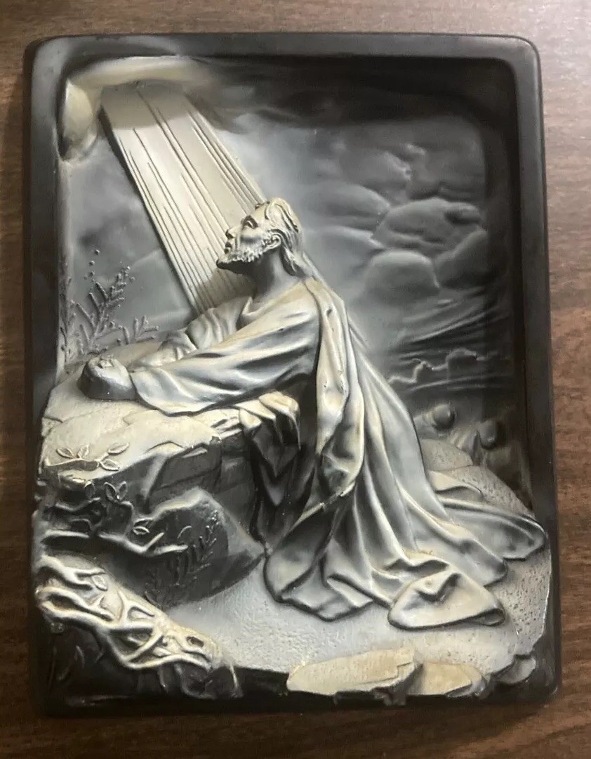 VTG CREATIVE ARTS BY VICTOR 10 X 8 RELIEF WALL PLAQUE PLASTER JESUS GETHSEMANE VTG CREATIVE ARTS BY VICTOR 10 X 8 RELIEF WALL PLAQUE PLASTER JESUS GETHSEMANE