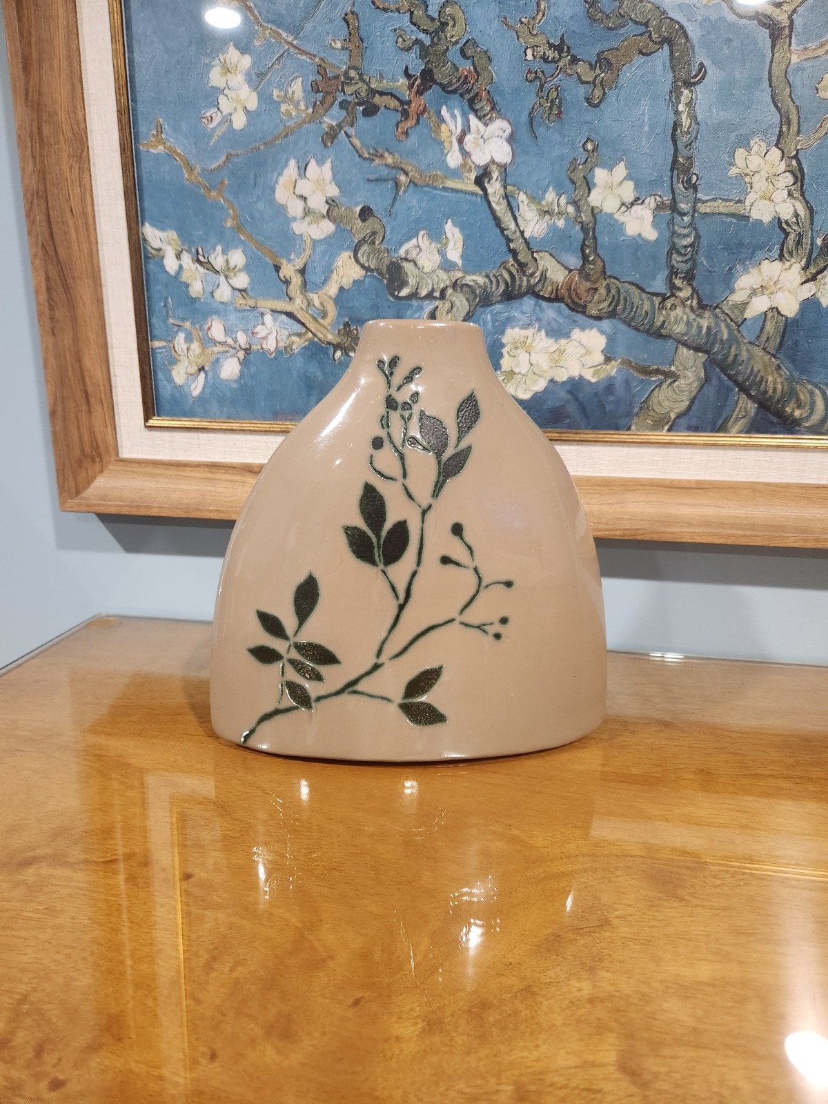 Vintage Asian Inspired Vase Vintage Asian Inspired Vase