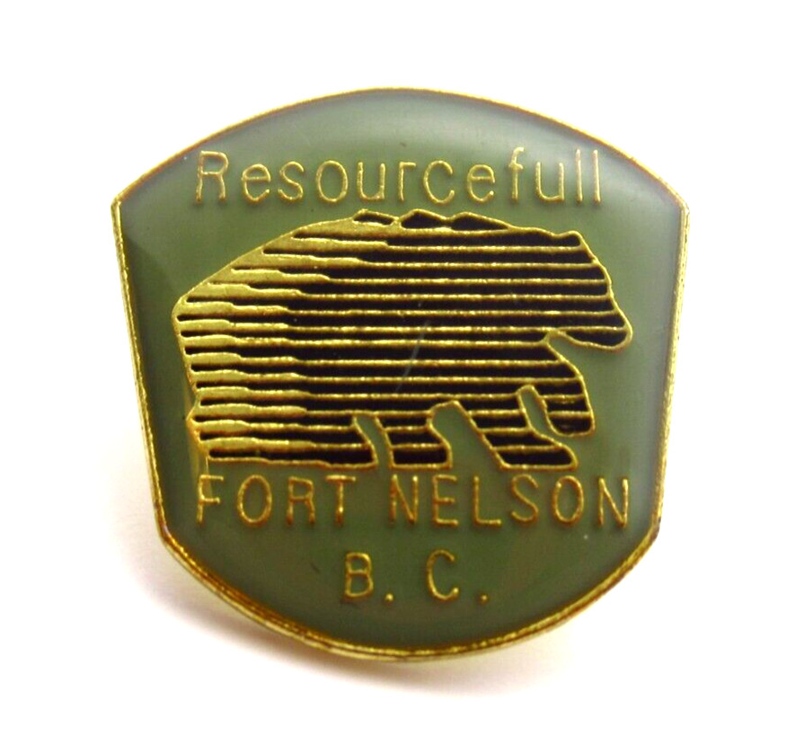 Fort Nelson BC Lapel Pin Vintage Canada Bear Resourceful Souvenir Travel Pin