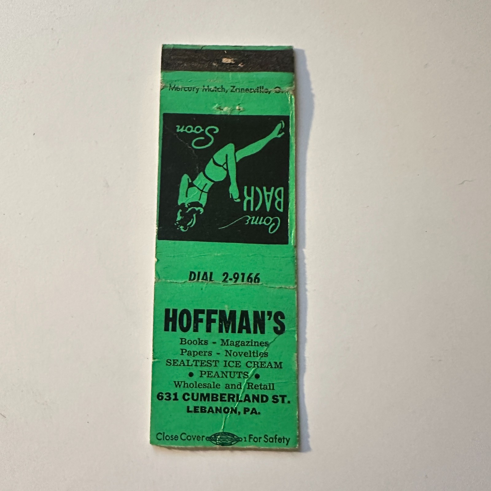 Hoffman\'s Books Papers Cumberland St Lebanon PA Vintage Matchbook Cover 5MB129-2