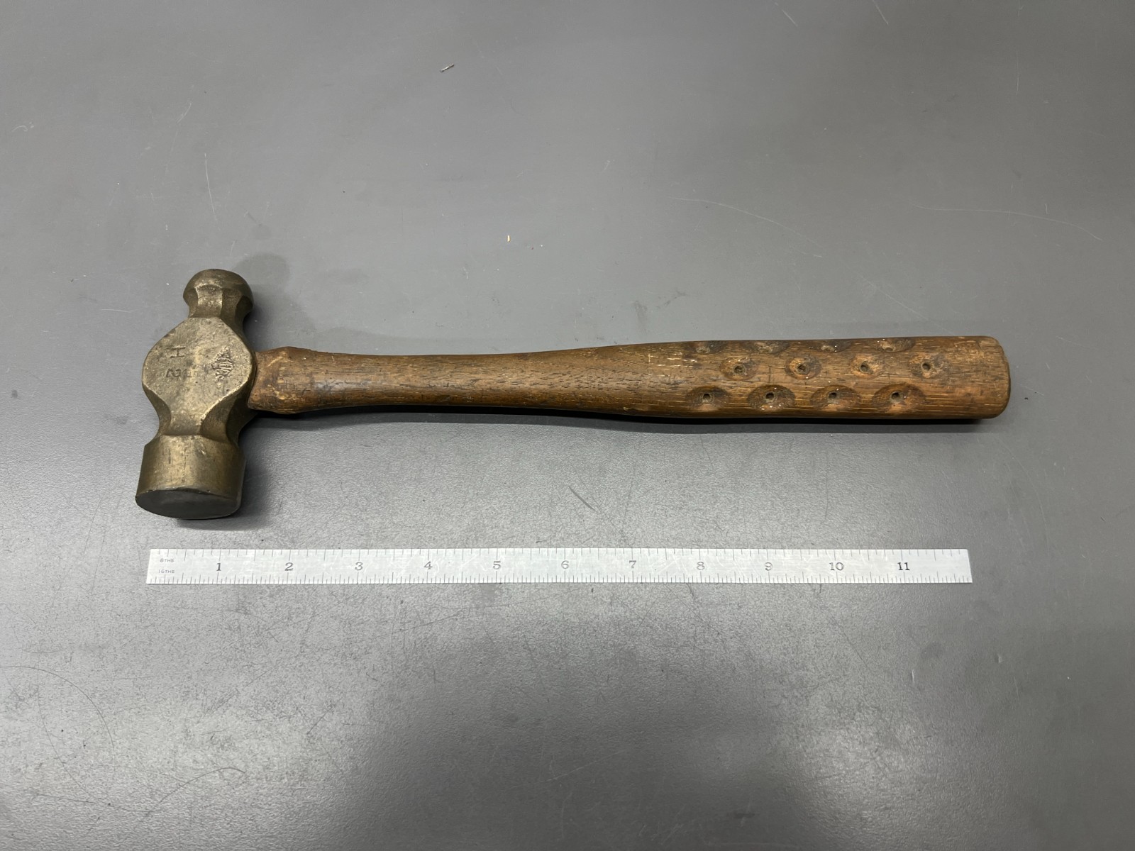 (H1) VINTAGE AMPCO H-2 NON-SPARKING ALBR BALL PEEN SAFETY HAMMER - VGC - USA