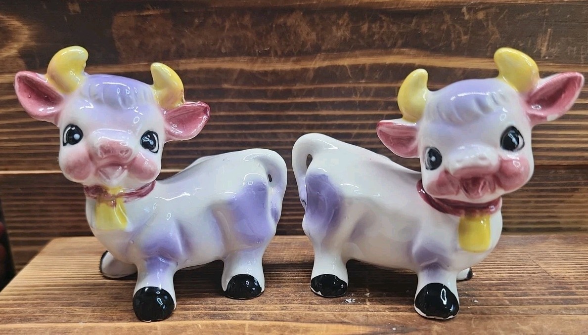 Vintage 1950s Anthropomorphic Purple Cow Salt & Pepper Shakers Japan Kitsch Vintage 1950s Anthropomorphic Purple Cow Salt & Pepper Shakers Japan Kitsch