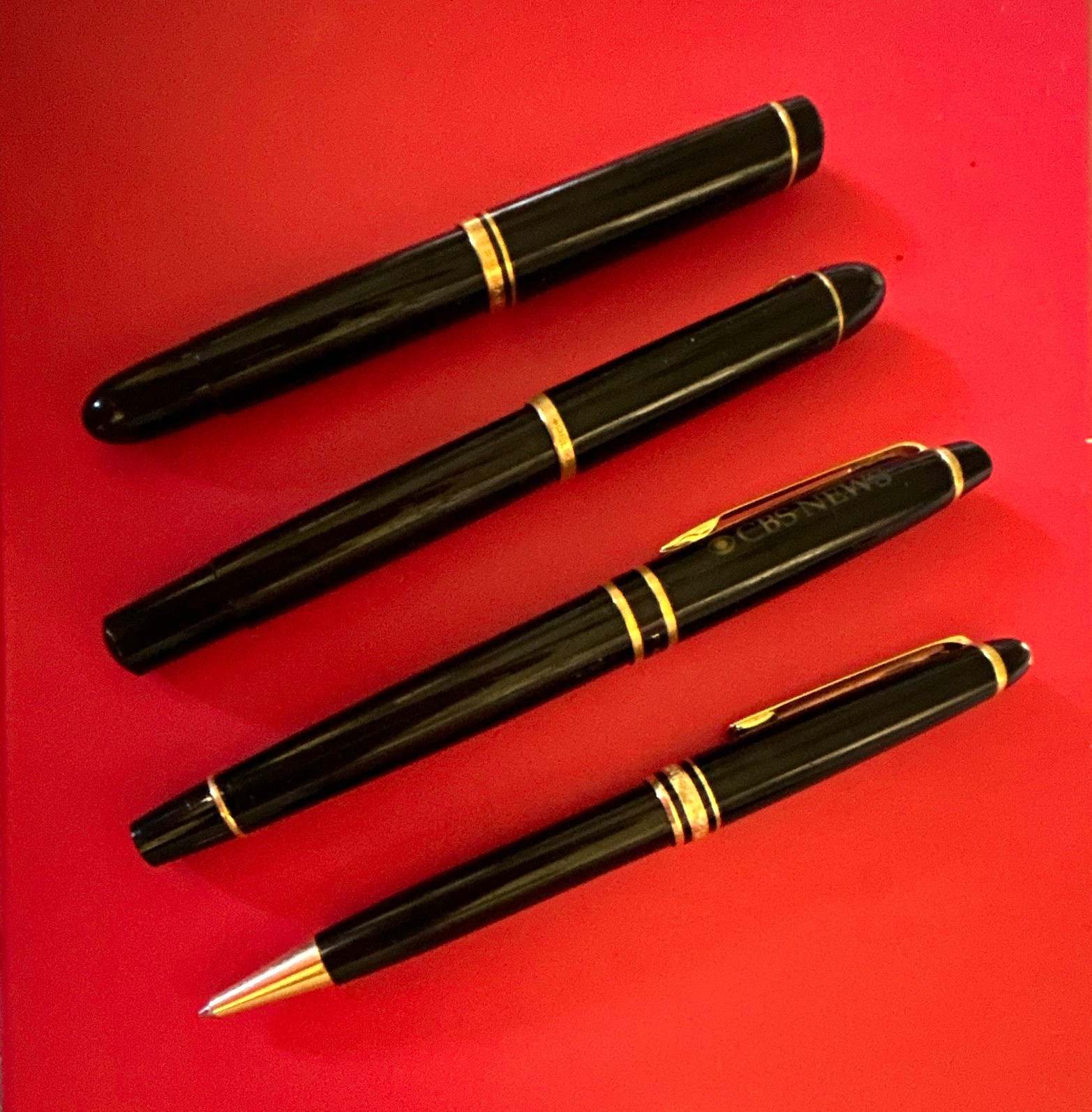 4 Vintage Founrain pens 2 Pelikan 1 Waterman 1 Montblanc 4 Vintage Founrain pens 2 Pelikan 1 Waterman 1 Montblanc