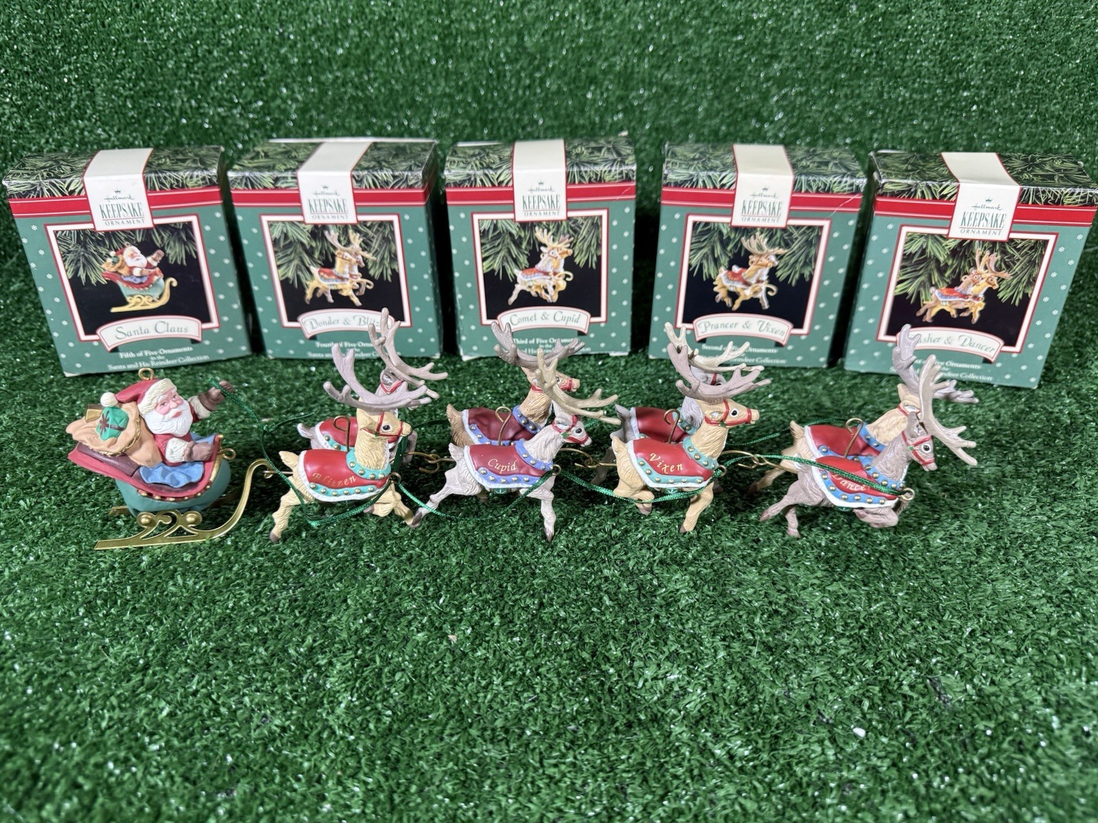 Hallmark 1992 Santa and His Reindeer Complete Set 5 Keepsake Ornaments Boxed