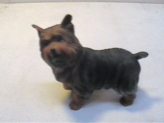 ADORABLE VINTAGE 1960\'S CERAMIC YORKSHIRE TERRIER DOG  - 5\