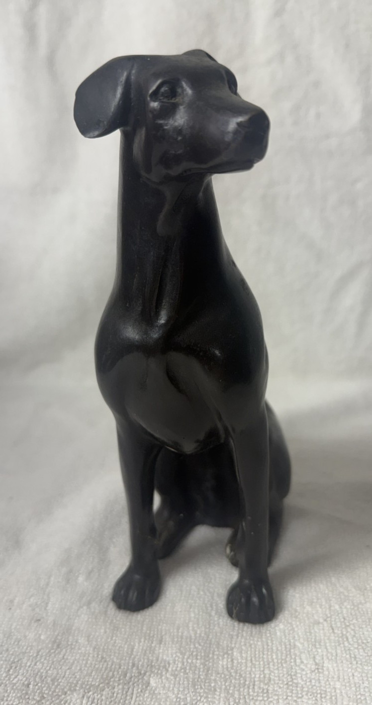 Hunting Dog Statue Sculpture Figurine 8\