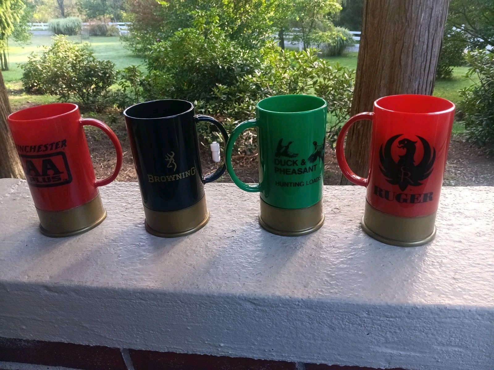 VINTAGE SET OF 4 SHOTGUN SHELL PLASTIC MUGS BIG SHOT CUPS RUGER BROWNING DUCK
