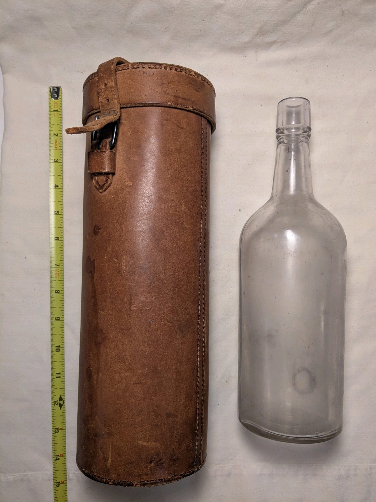 Vintage leather wine case w/ bottle Vintage leather wine case w/ bottle