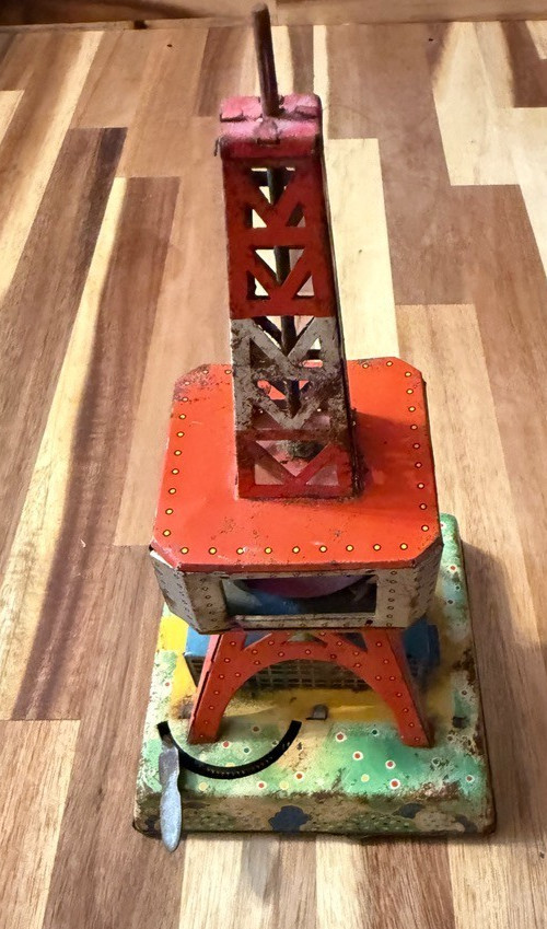 Japanese Tin Wind-Up Oil Derrick Toy c1940s Postwar Made in Japan