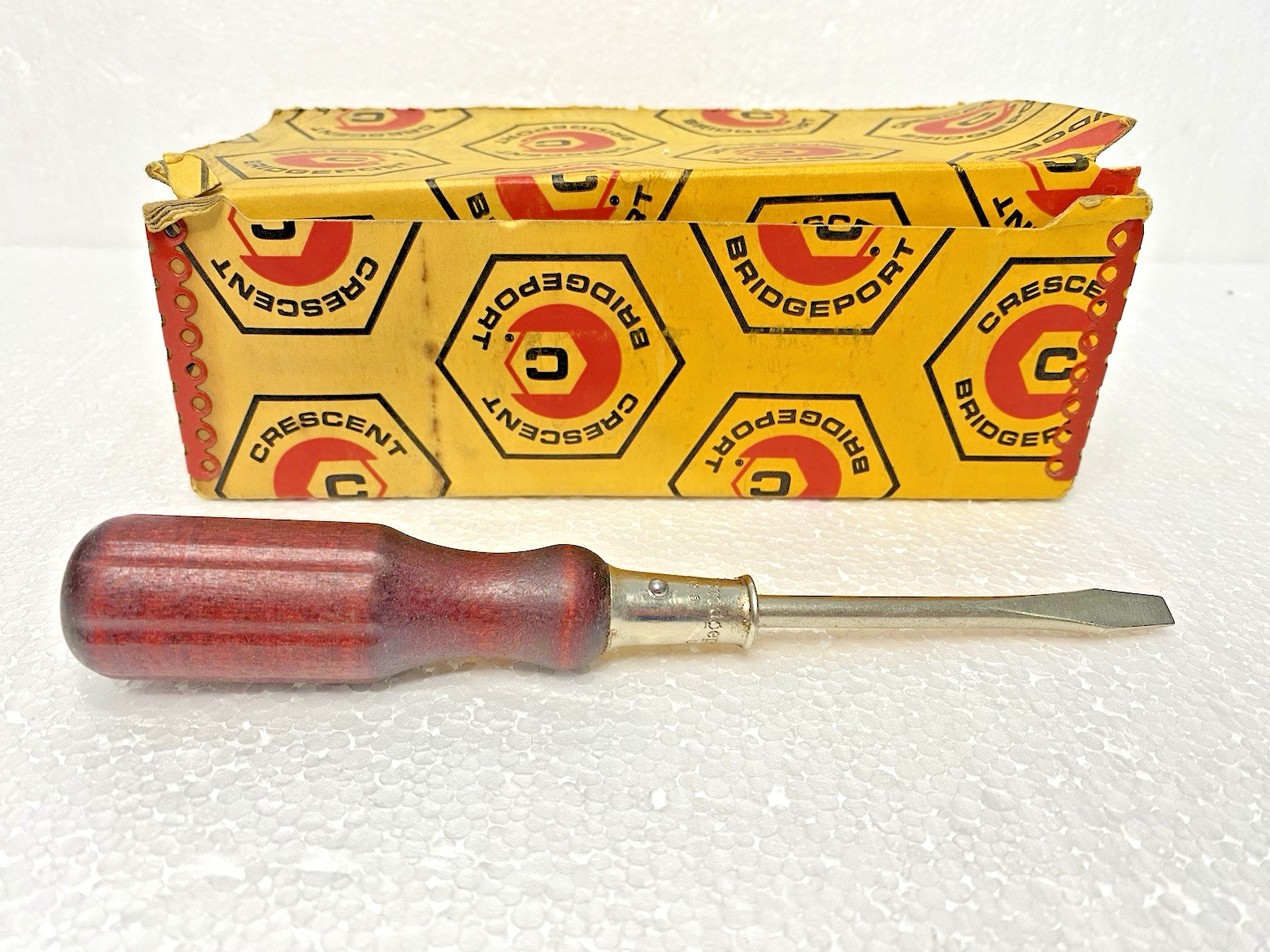 NOS Vintage Bridgeport 3 NOS Vintage Bridgeport 3