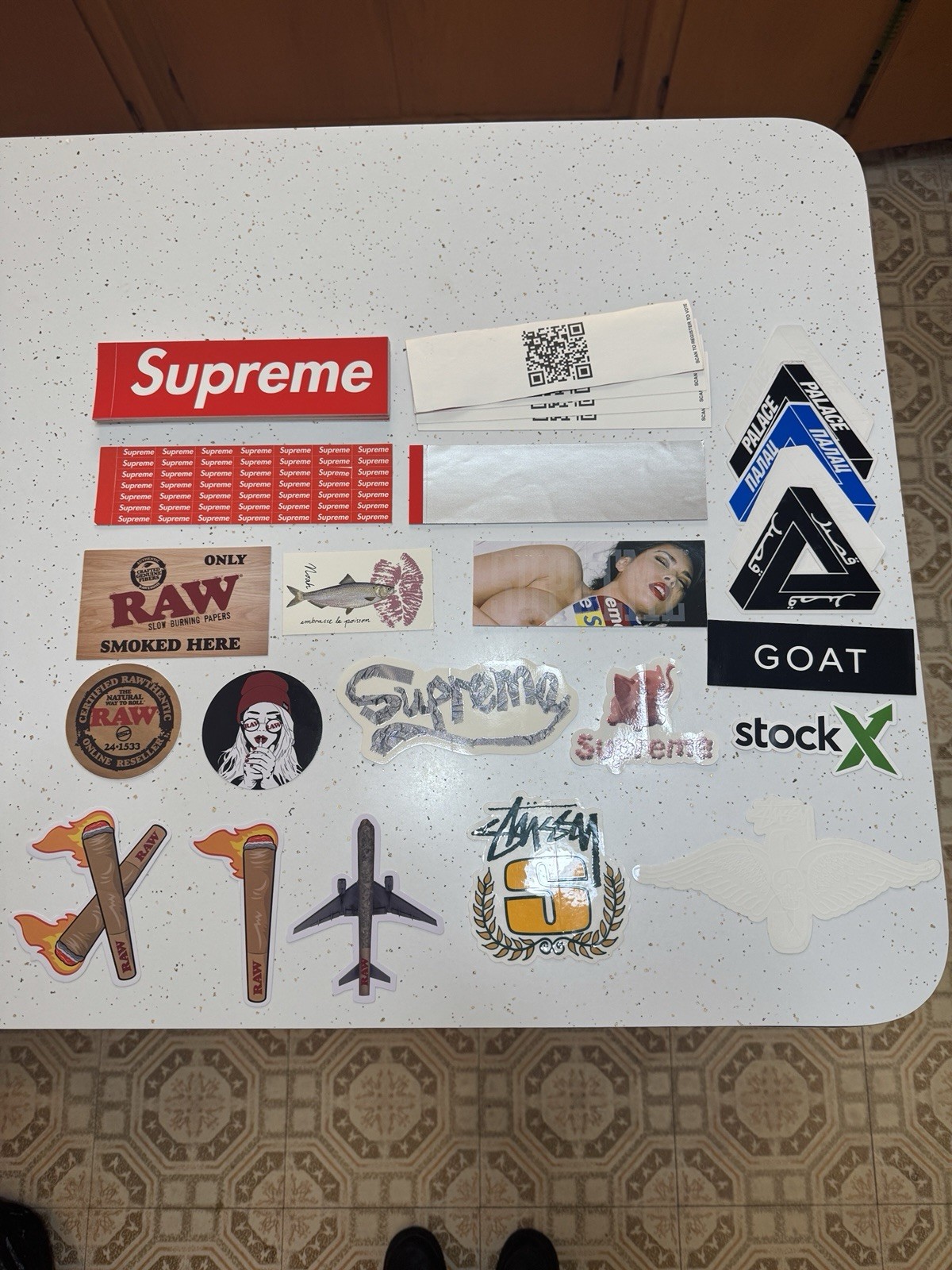 Supreme Stussy Palace Raw rolling papers Sticker Lot Bundle Supreme Stussy Palace Raw rolling papers Sticker Lot Bundle
