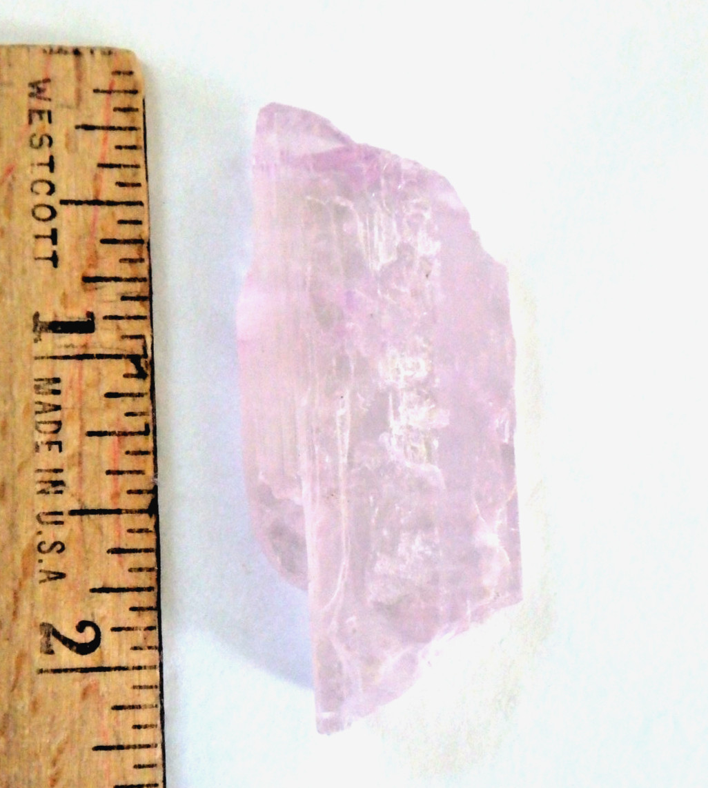 Beautiful Pink Kunzite 💗raw natural  24.3 grams 💗