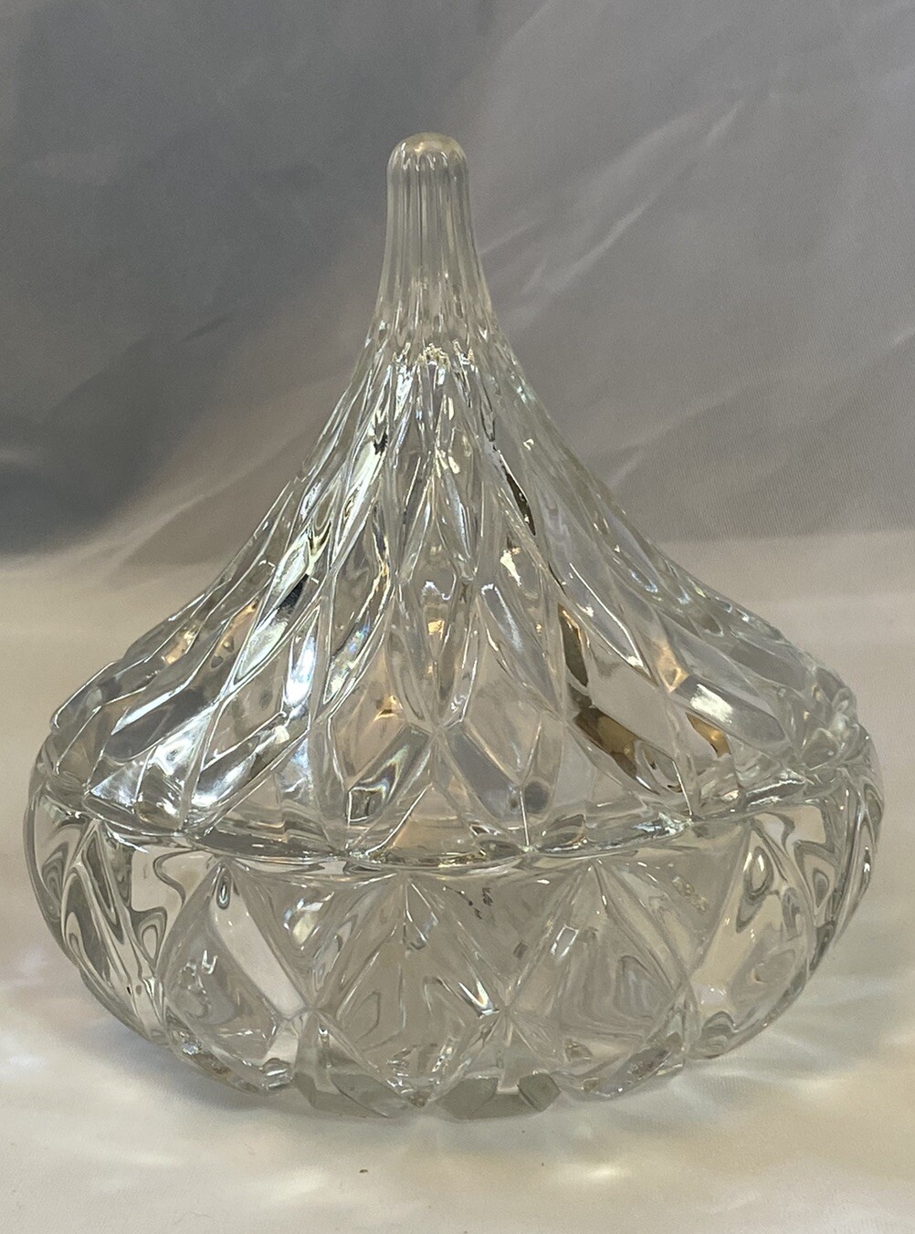 Vtg 1994 H.F.C. Crystal Hershey Kiss Candy Covered Trinket Dish Clear Glass 