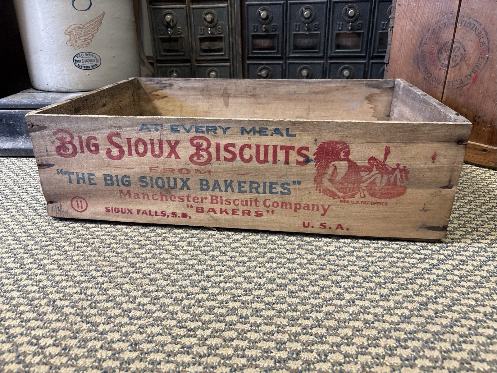Vintage Wooden Biscuit Crate Manchester Sioux Falls South Dakota Fargo North Big Vintage Wooden Biscuit Crate Manchester Sioux Falls South Dakota Fargo North Big