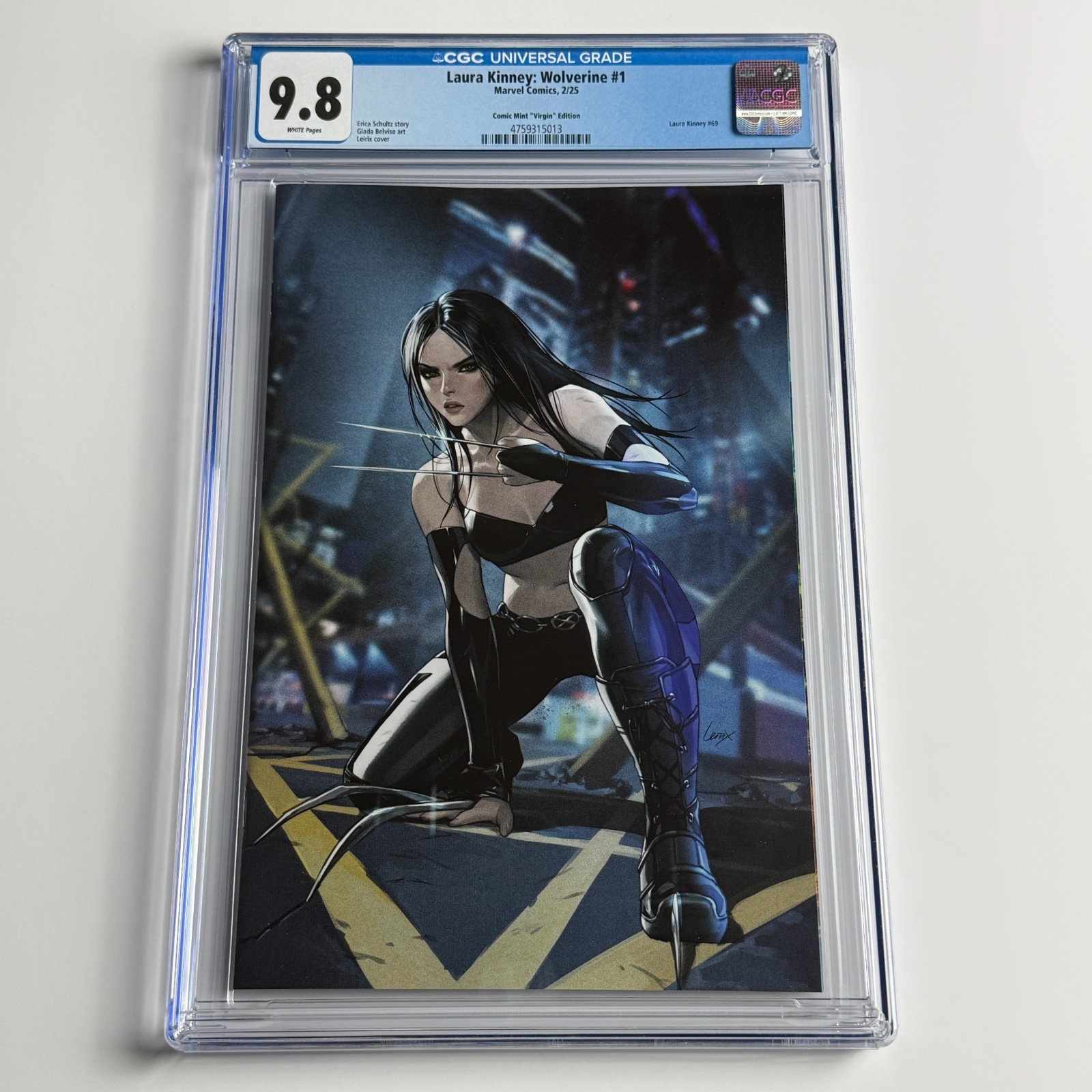 Laura Kinney Wolverine #1 CGC 9.8 Leirix Comic Mint Virgin Variant LTD 500 X-Men Laura Kinney Wolverine #1 CGC 9.8 Leirix Comic Mint Virgin Variant LTD 500 X-Men