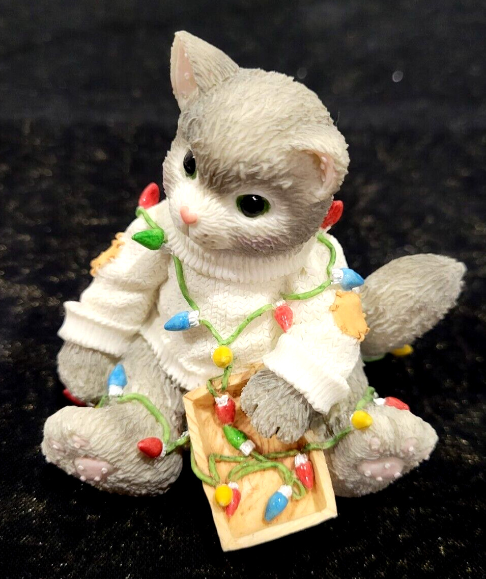 ENESCO Calico Kittens. Kitten wrapped in string of lights.  1996.