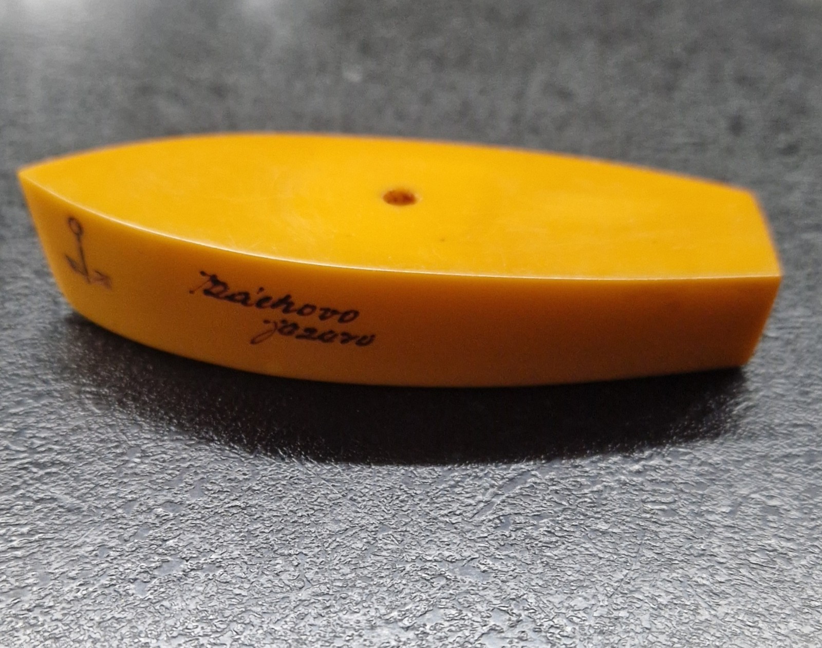 Vintage Yellow Amber Bakelite Phenolic Resin Stand Base Boat Form Inscribed 47g Vintage Yellow Amber Bakelite Phenolic Resin Stand Base Boat Form Inscribed 47g