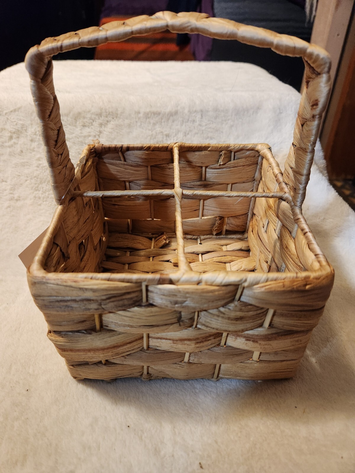 BASKET Madison FARMHOUSE by True Living Woven Wicker HYACINTH CADDY Decor 845 BASKET Madison FARMHOUSE by True Living Woven Wicker HYACINTH CADDY Decor 845