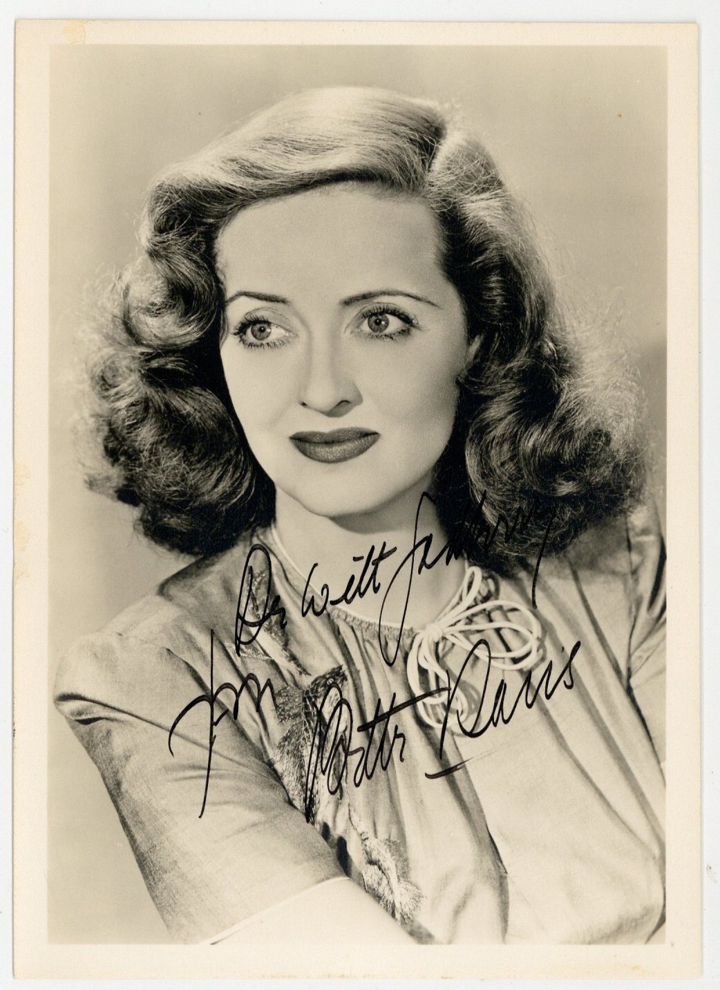Bette Davis 1940 Autographed Photo Double Weight Sepia Portrait Hand Signed Bette Davis 1940 Autographed Photo Double Weight Sepia Portrait Hand Signed