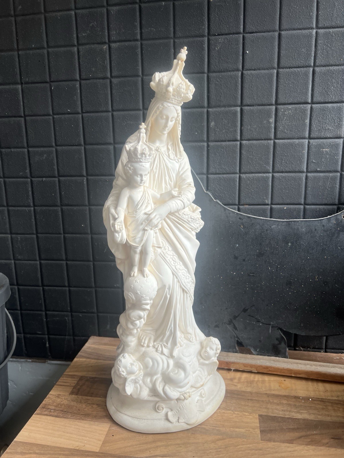 Our Lady of Victories Victory Statue French Vintage 18” Off White Mary Jesus