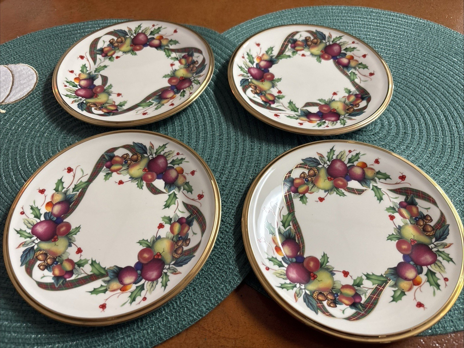 4-Lenox Holiday Tartan Bread  plates Unused Beautiful