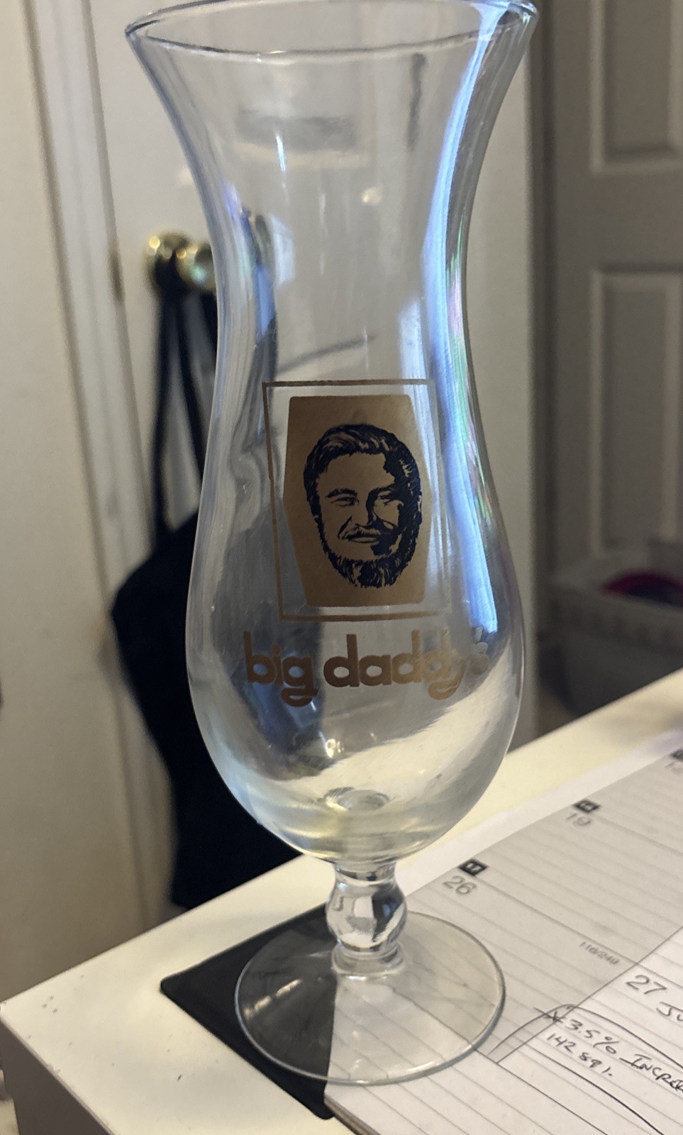 Vintage Big Daddy’s Lounge 10” Daytona Beach, Florida Hurricane Glass EUC Vintage Big Daddy’s Lounge 10” Daytona Beach, Florida Hurricane Glass EUC