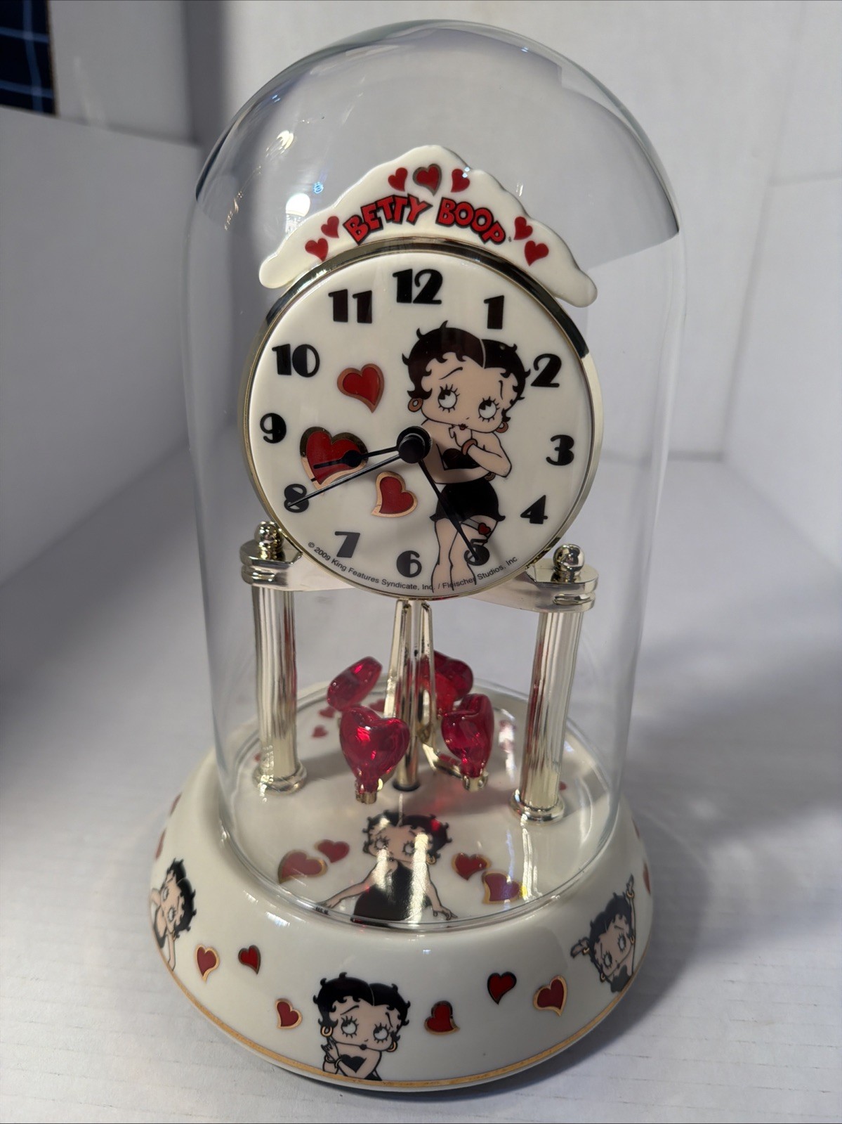 2009 KFS VINTAGE BETTY BOOP PORCELAIN CLOCK ANNIVERSARY CLOCK 2009 KFS VINTAGE BETTY BOOP PORCELAIN CLOCK ANNIVERSARY CLOCK