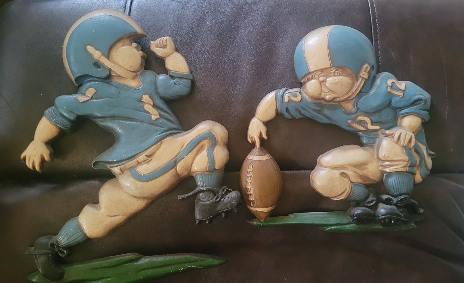 Vintage HOMCO Football Metal Wall Hangings 1975/76 Vintage HOMCO Football Metal Wall Hangings 1975/76