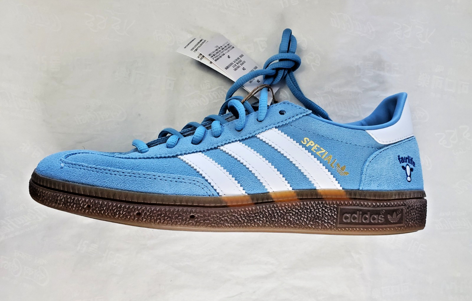 fairlife adidas Handball Spezial Mens 8 Light Blue Gum BD7632 New in Box + Bag