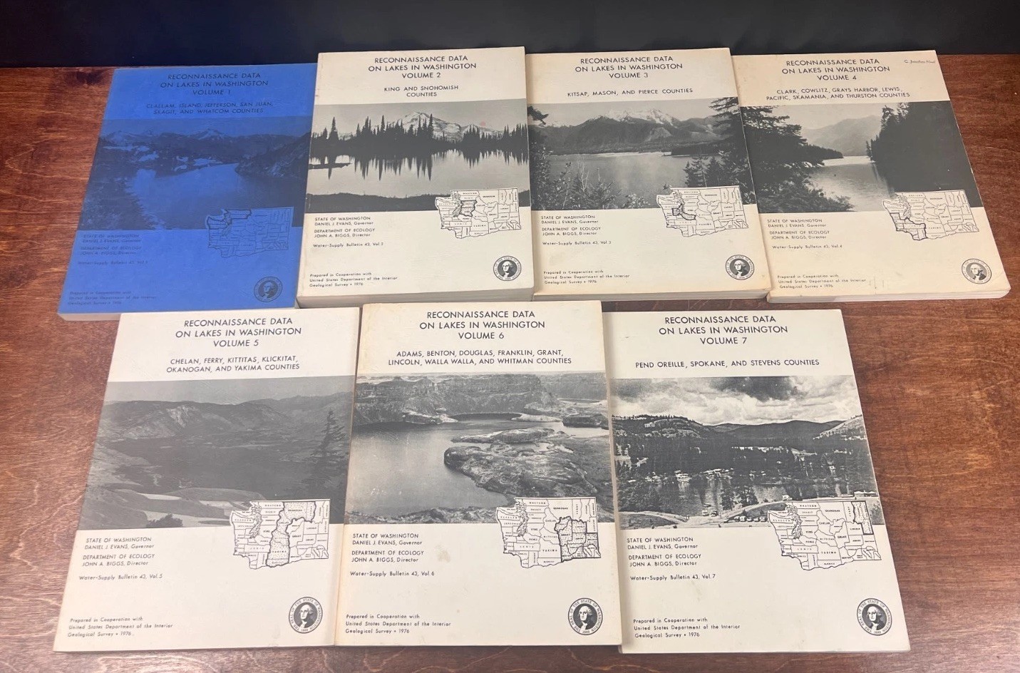 Vintage 70s Reconnaissance Data on Lakes in Washington 7 Vol Set