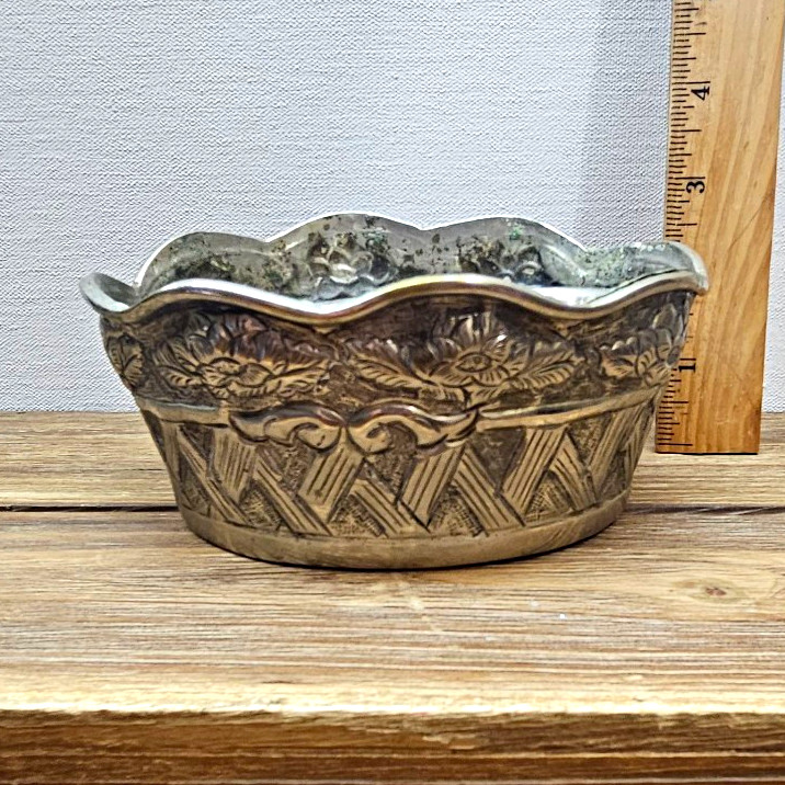 Antique Victorian Silver Plated Repousse Soap Dish Draining Insert Floral basket