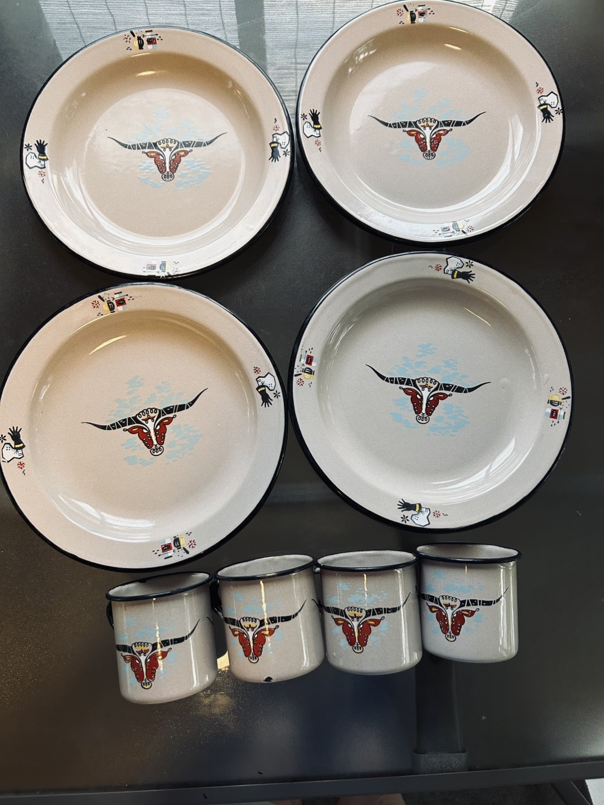 Vintage MCM Monterrey Western enamelware 4 Dinner Plates 4 cups VGC Vintage MCM Monterrey Western enamelware 4 Dinner Plates 4 cups VGC
