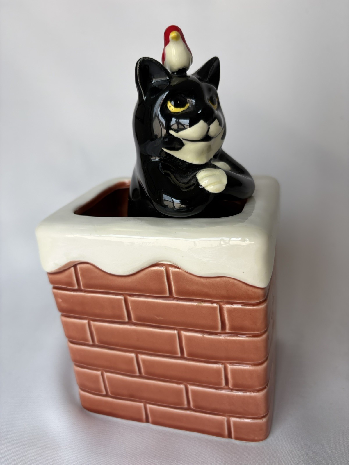 Vintage Dept 56 Christmas Rooftop Chimney Music Box w Animated Up Down Kitty Cat Vintage Dept 56 Christmas Rooftop Chimney Music Box w Animated Up Down Kitty Cat
