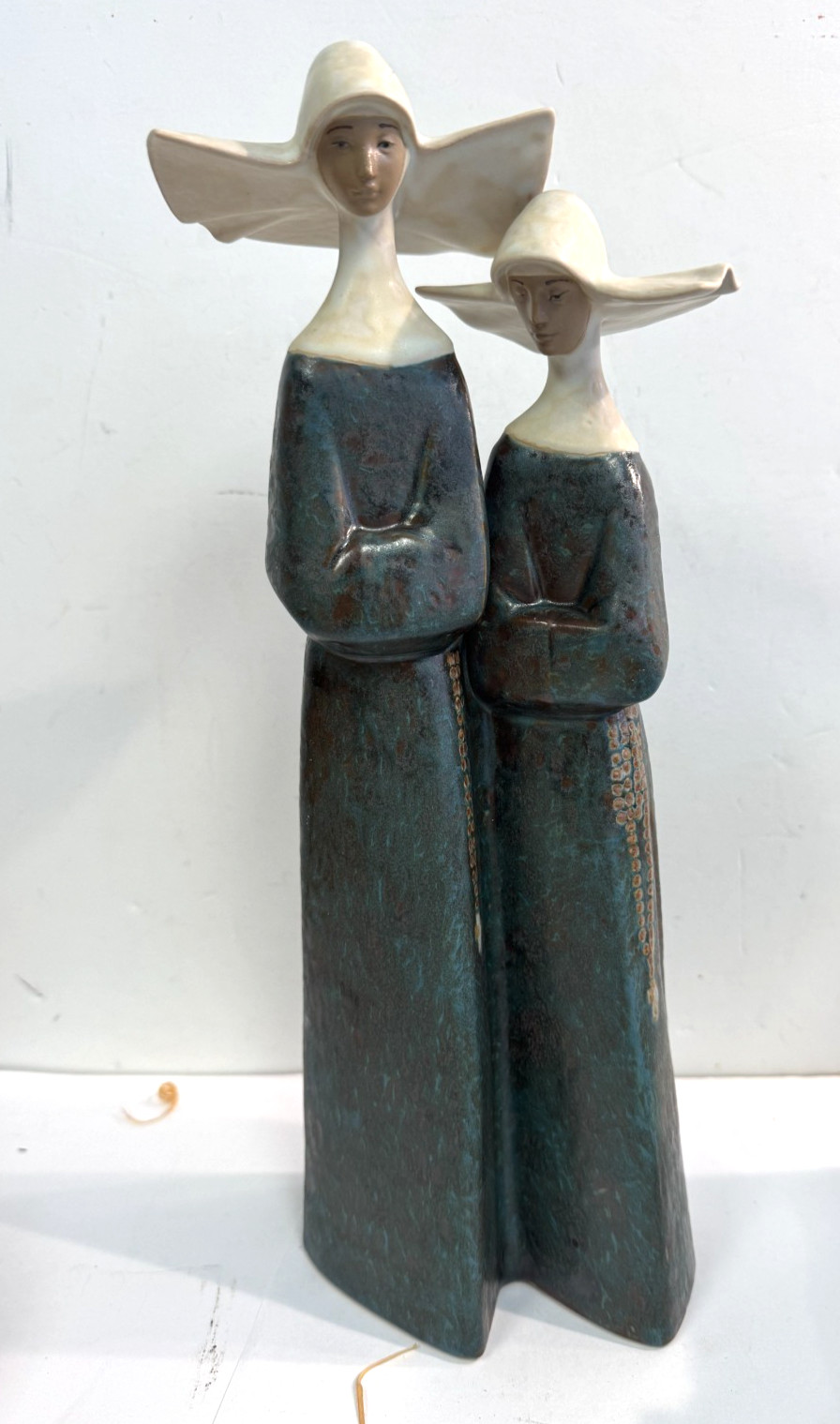 Vintage Lladro Spain 2 Nuns Figurine Gres Retired 13.5